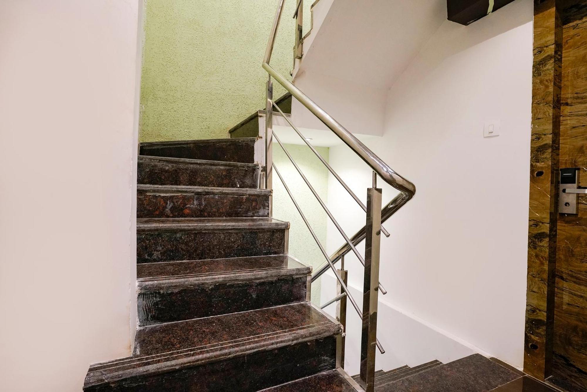 Fabhotel Atithi Residency I - Nr Bkc Mumbai  Buitenkant foto